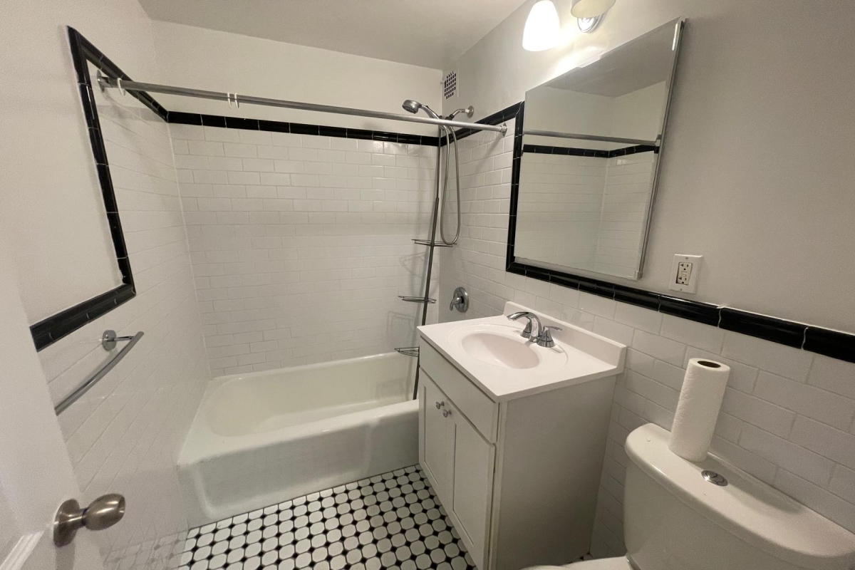 Apartment 150th Street  Queens, NY 11367, MLS-RD5465-14