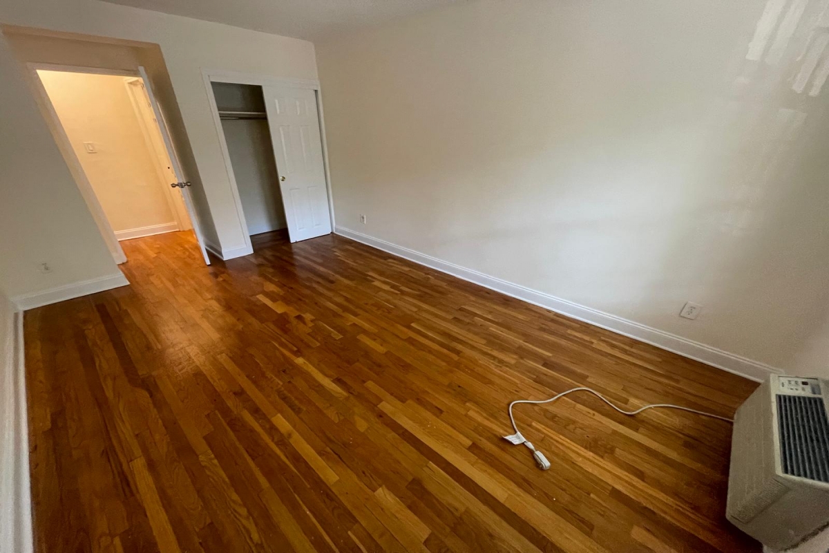 Apartment 150th Street  Queens, NY 11367, MLS-RD5465-16