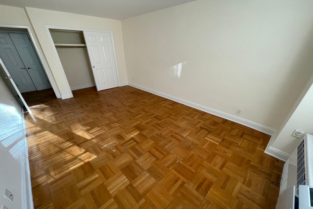 Apartment 150th Street Queens, NY 11367, MLS-RD5469-16