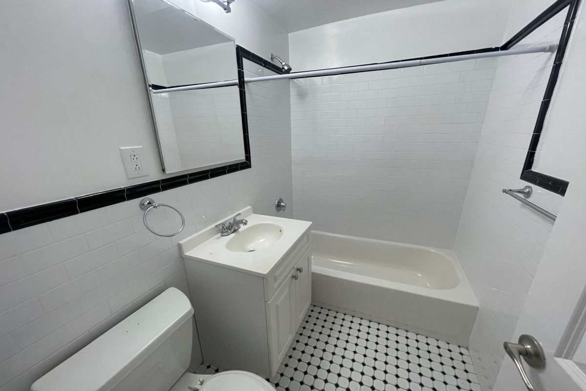 Apartment 150th Street  Queens, NY 11367, MLS-RD5469-20