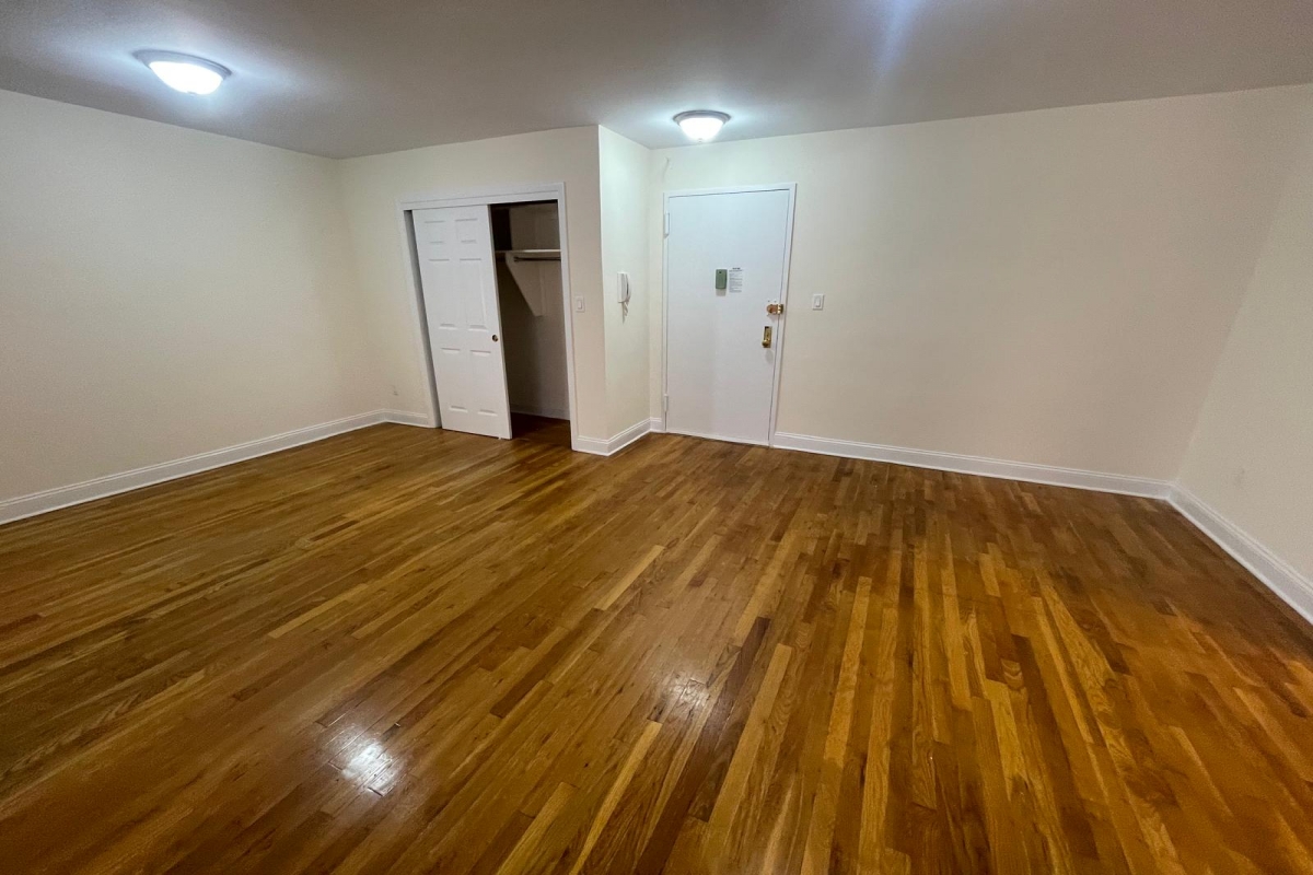 Apartment 150th Street Queens, NY 11367, MLS-RD5470-12