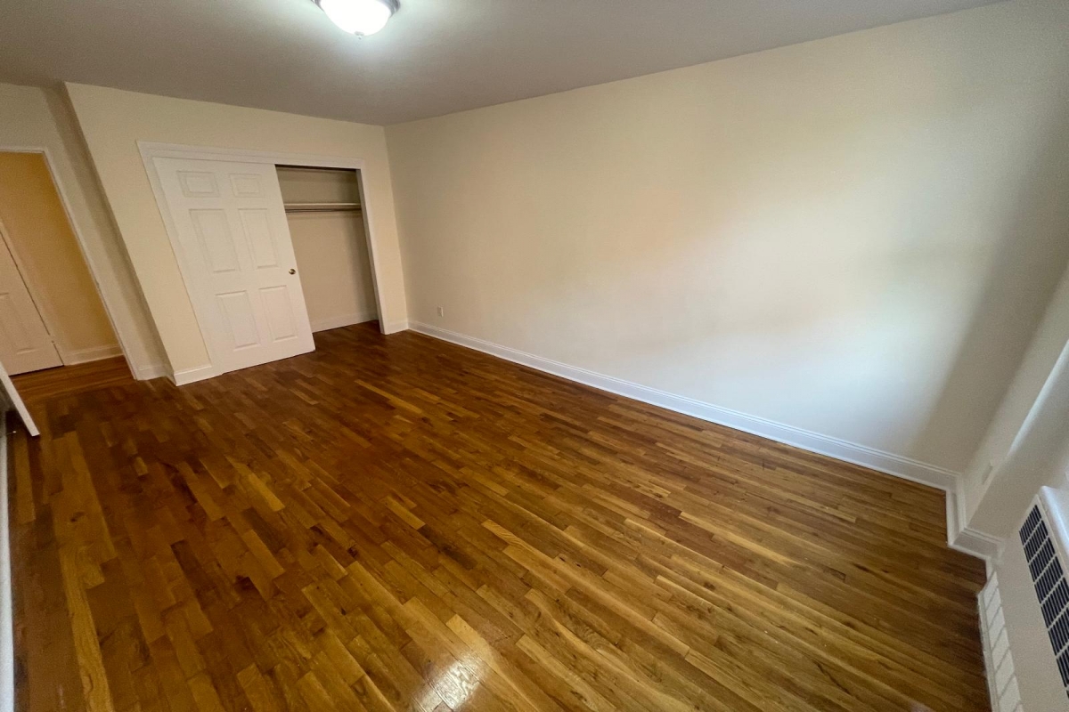 Apartment 150th Street Queens, NY 11367, MLS-RD5470-18