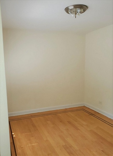 Apartment Crescent Street  Queens, NY 11106, MLS-RD5491-4