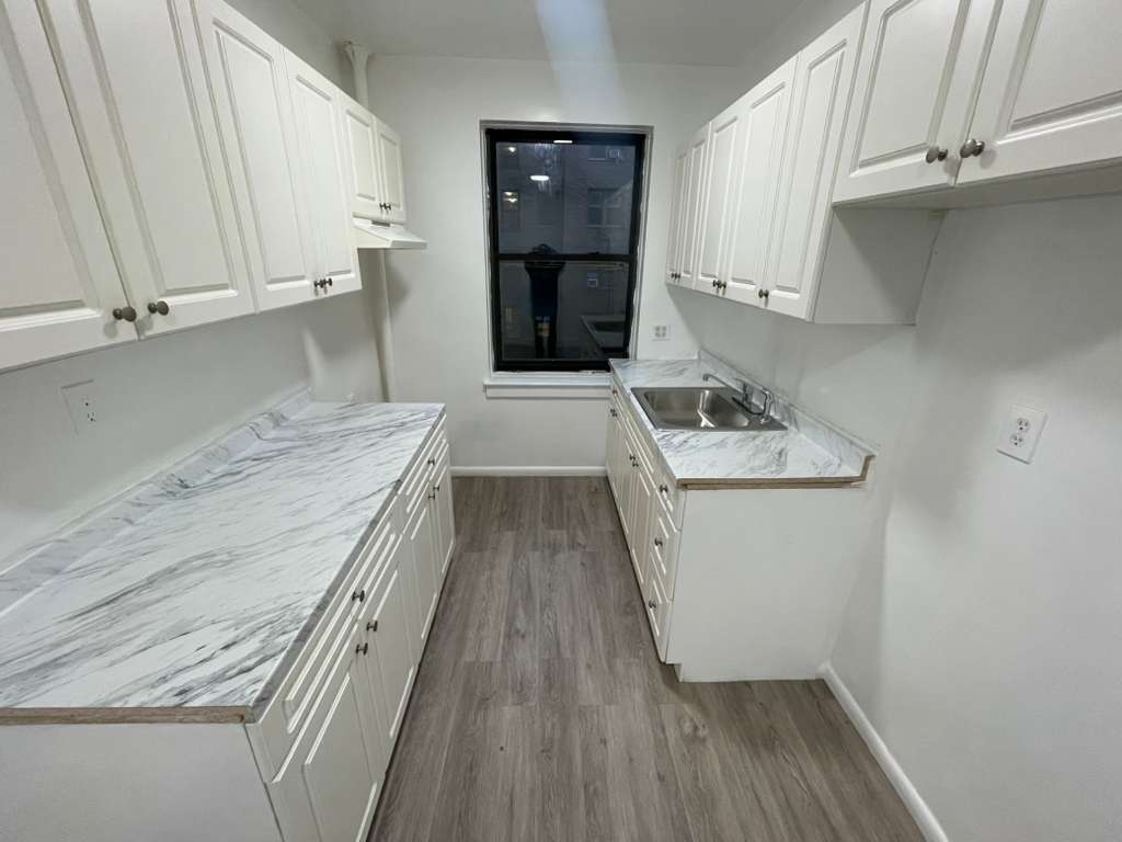 Apartment 102nd Street  Queens, NY 11374, MLS-RD5492-4