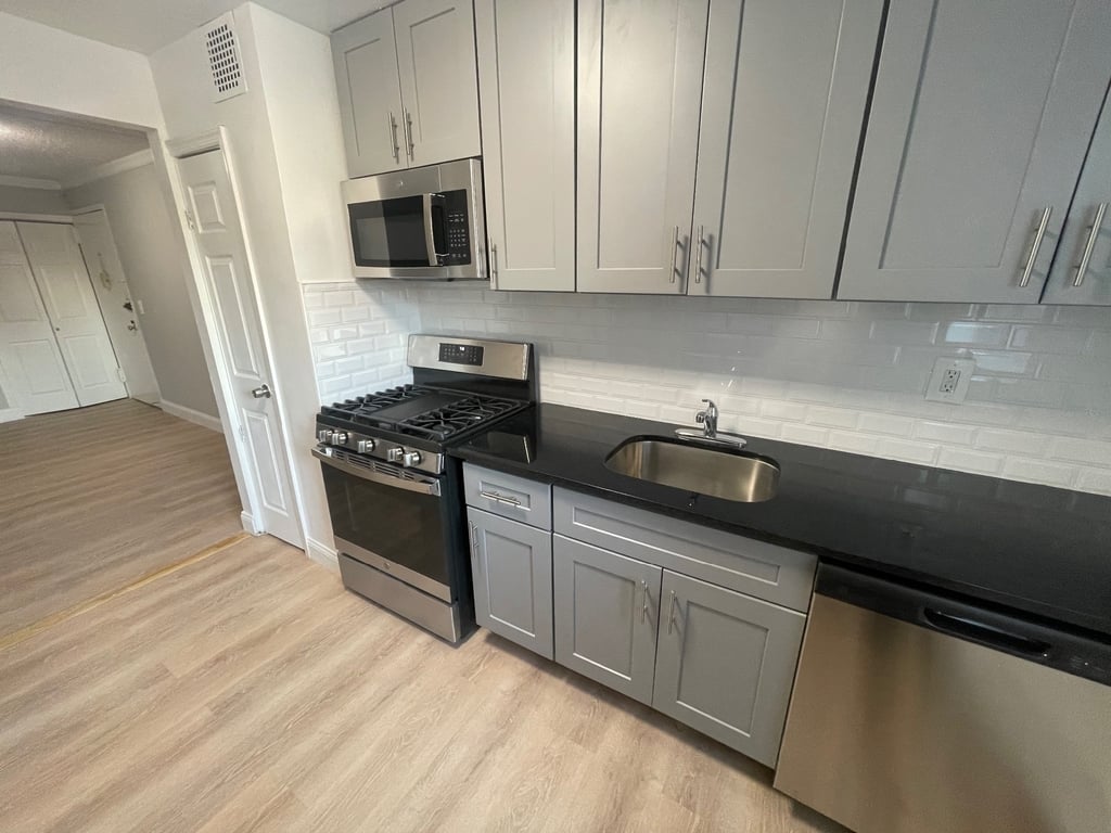Apartment 98th Place Queens, NY 11374, MLS-RD5496-6