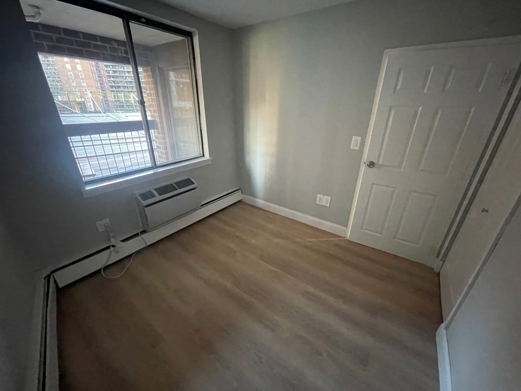 Apartment 98th Place Queens, NY 11374, MLS-RD5496-14