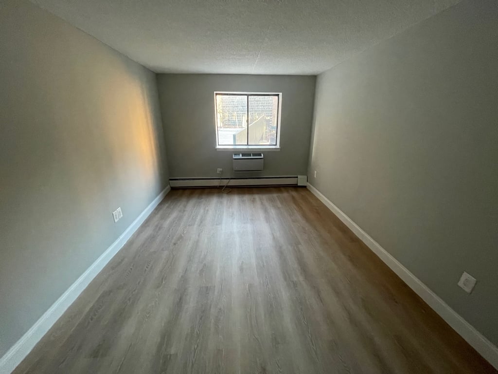 Apartment 98th Place Queens, NY 11374, MLS-RD5496-17