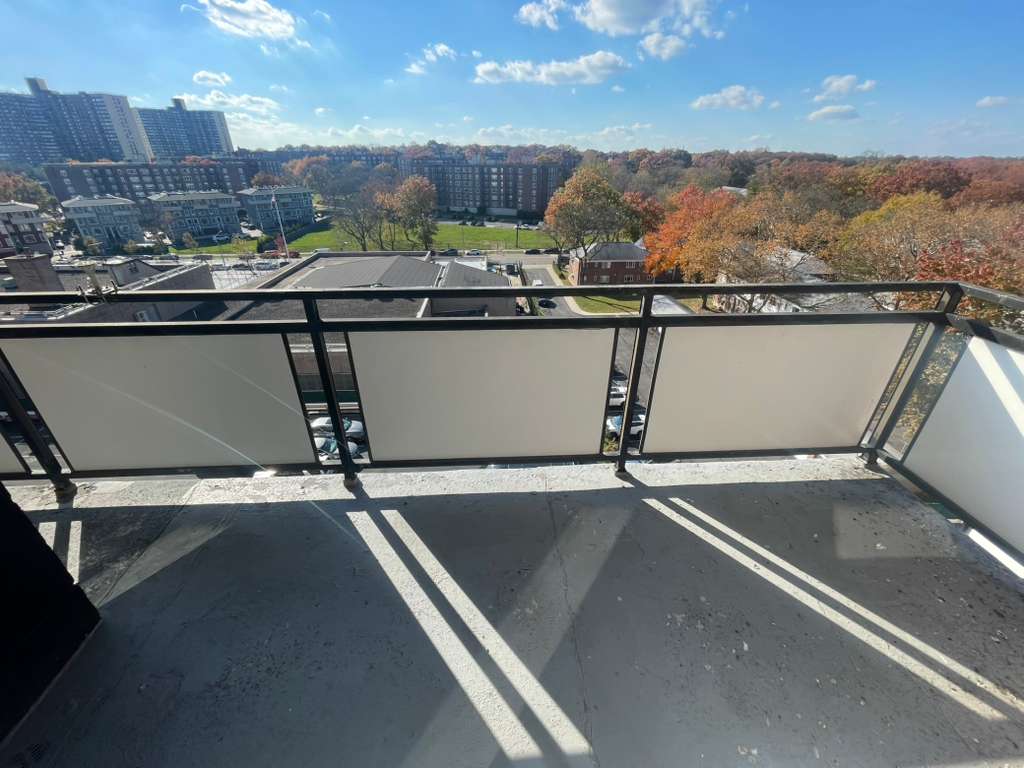 Apartment Bell Blvd  Queens, NY 11360, MLS-RD5499-9
