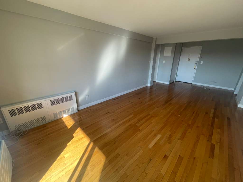 Apartment Bell Blvd  Queens, NY 11360, MLS-RD5499-13