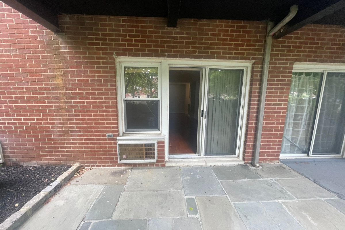 Apartment Bell Blvd Queens, NY 11360, MLS-RD5500-13