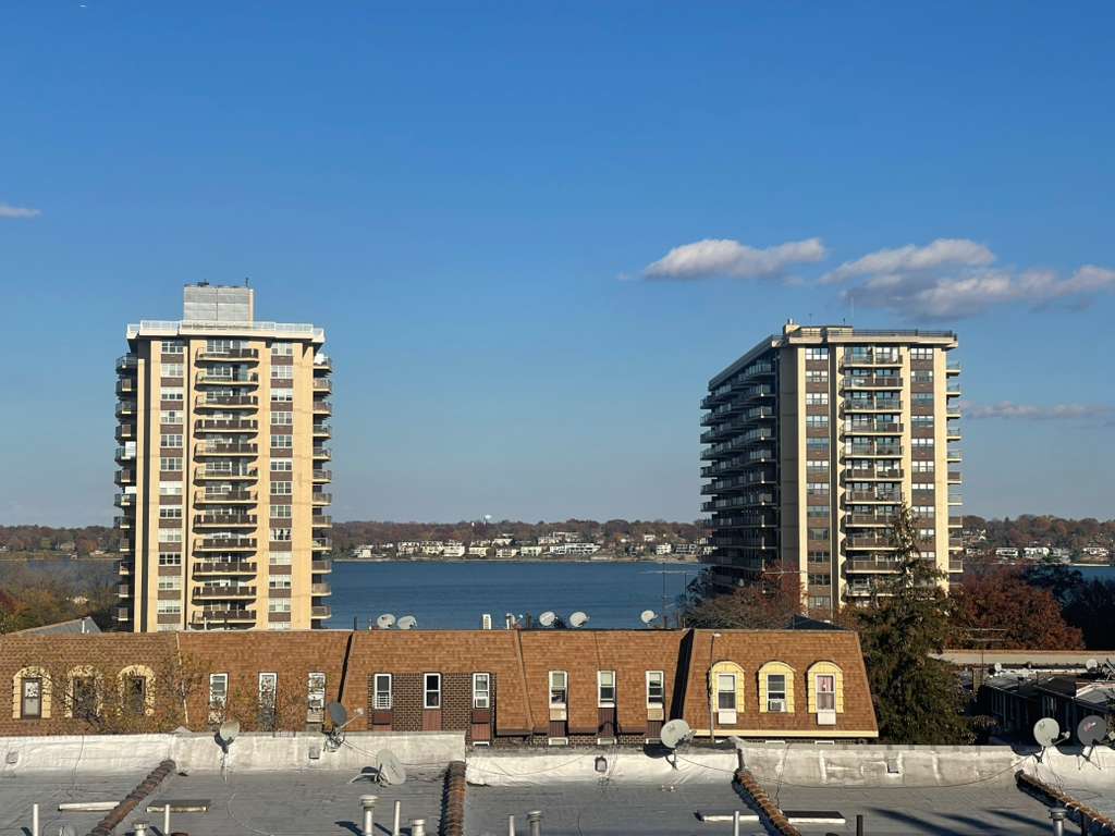 Apartment Bell Blvd  Queens, NY 11360, MLS-RD5501-3