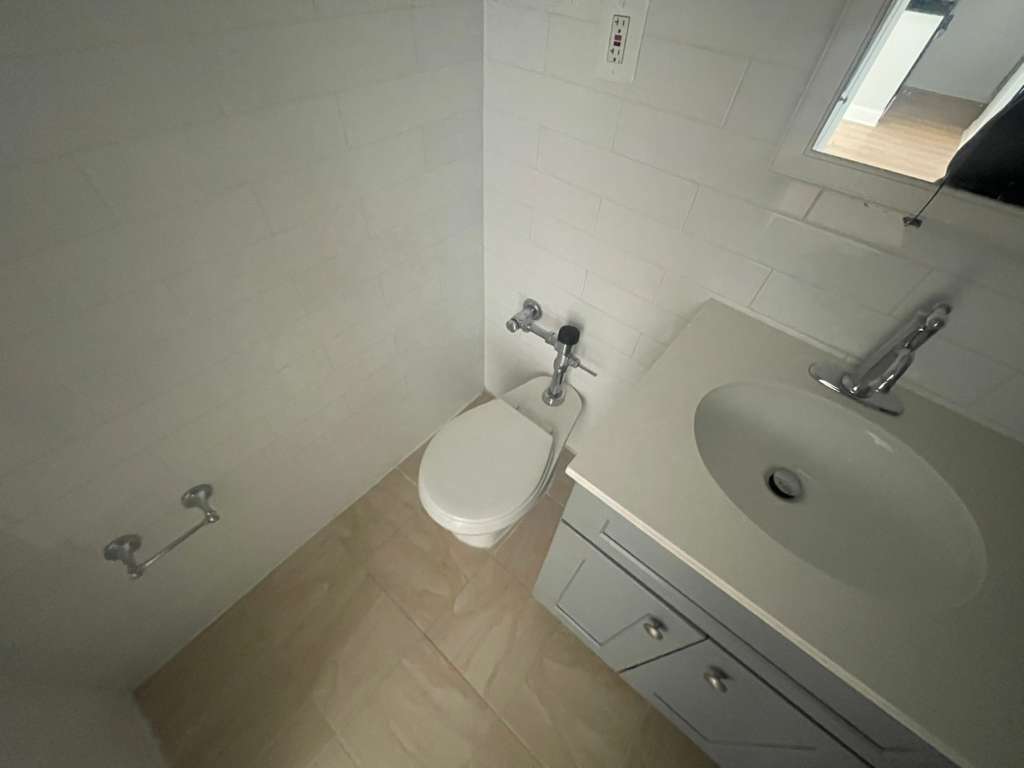Apartment Bell Blvd  Queens, NY 11360, MLS-RD5502-15