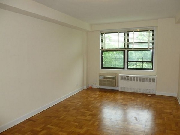 Apartment 83rd Avenue  Queens, NY 11415, MLS-RD5507-4
