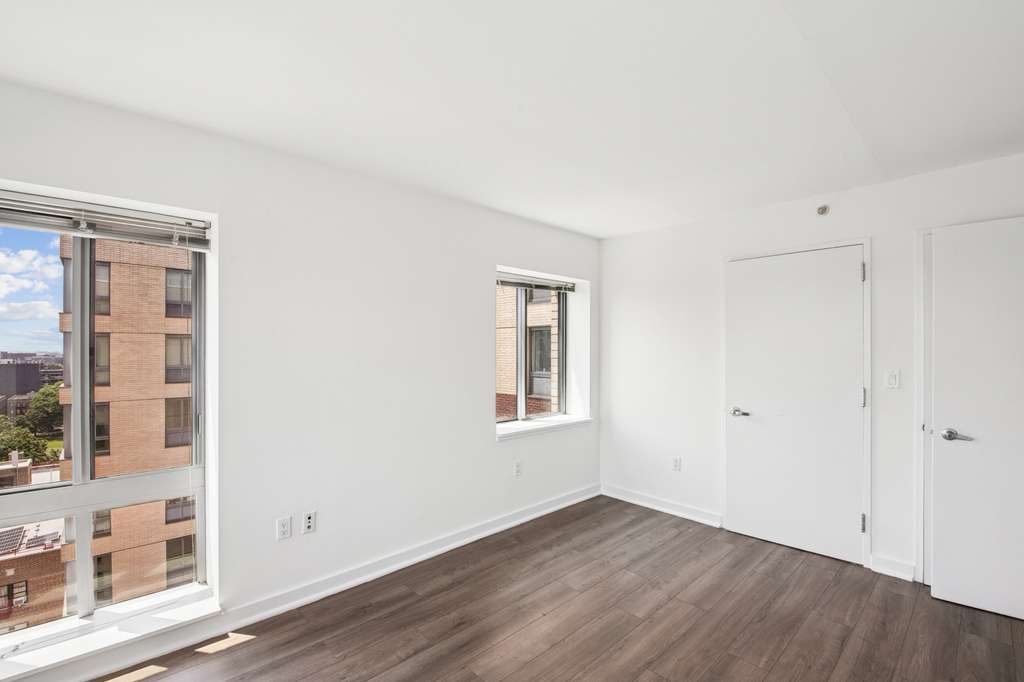 Apartment 89th Avenue  Queens, NY 11432, MLS-RD5514-9