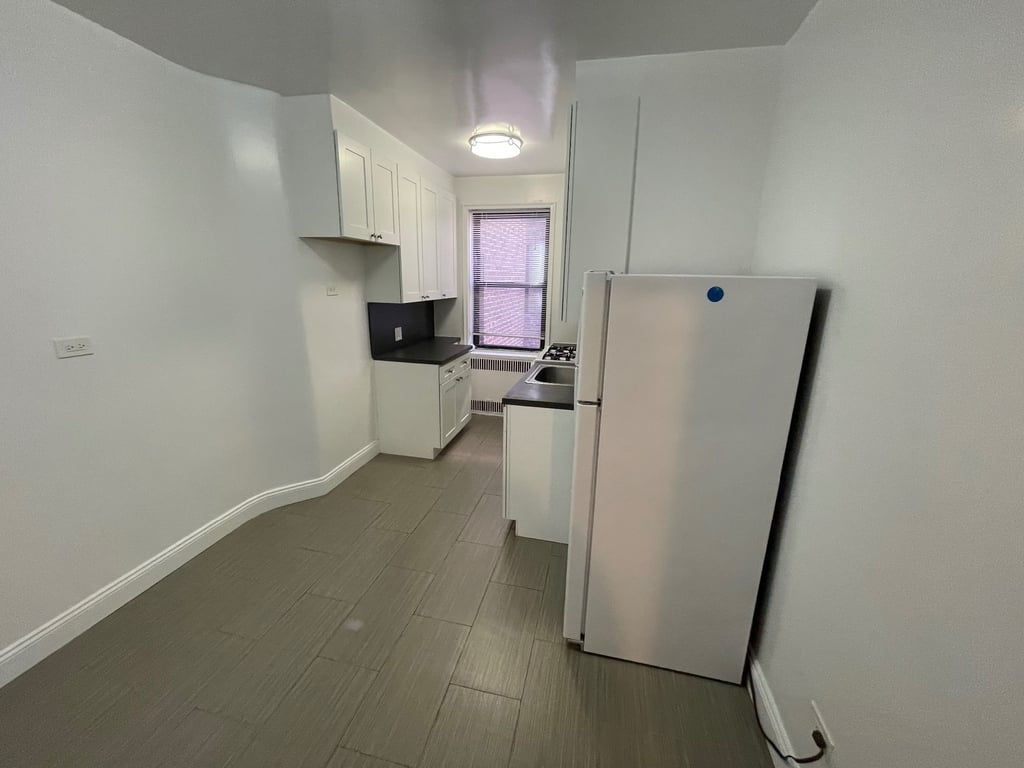 Apartment 167th Street  Queens, NY 11358, MLS-RD5518-2