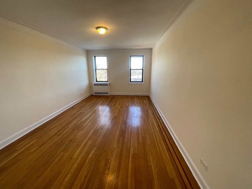 Apartment 167th Street  Queens, NY 11358, MLS-RD5518-10