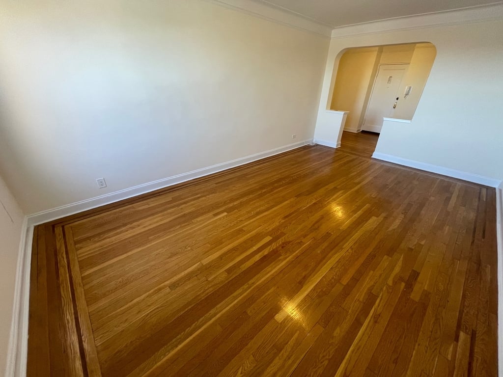 Apartment 167th Street  Queens, NY 11358, MLS-RD5518-13