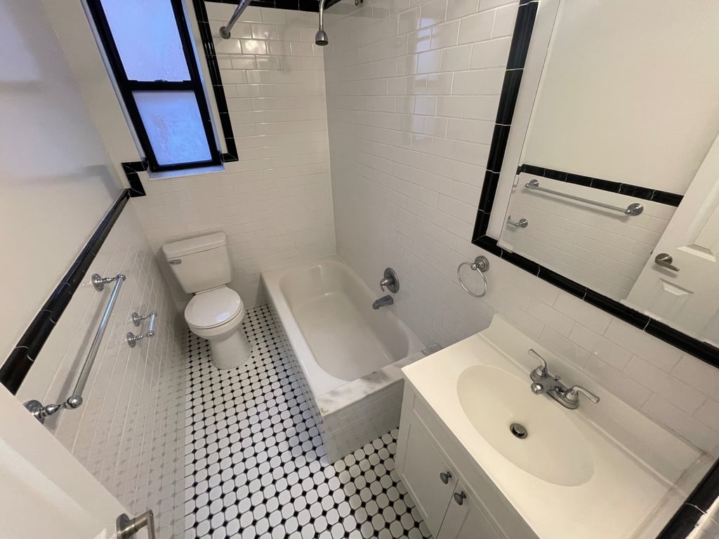 Apartment 167th Street Queens, NY 11358, MLS-RD5519-5