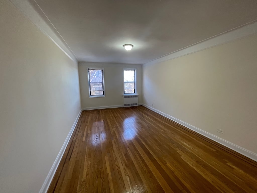 Apartment 167th Street Queens, NY 11358, MLS-RD5519-11