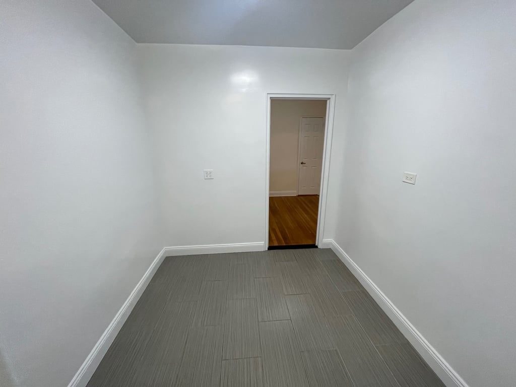 Apartment 167th Street Queens, NY 11358, MLS-RD5519-14