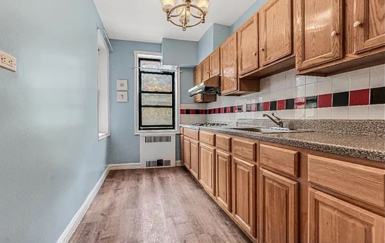  Yellowstone Blvd  Queens, NY 11375, MLS-RD5521-14