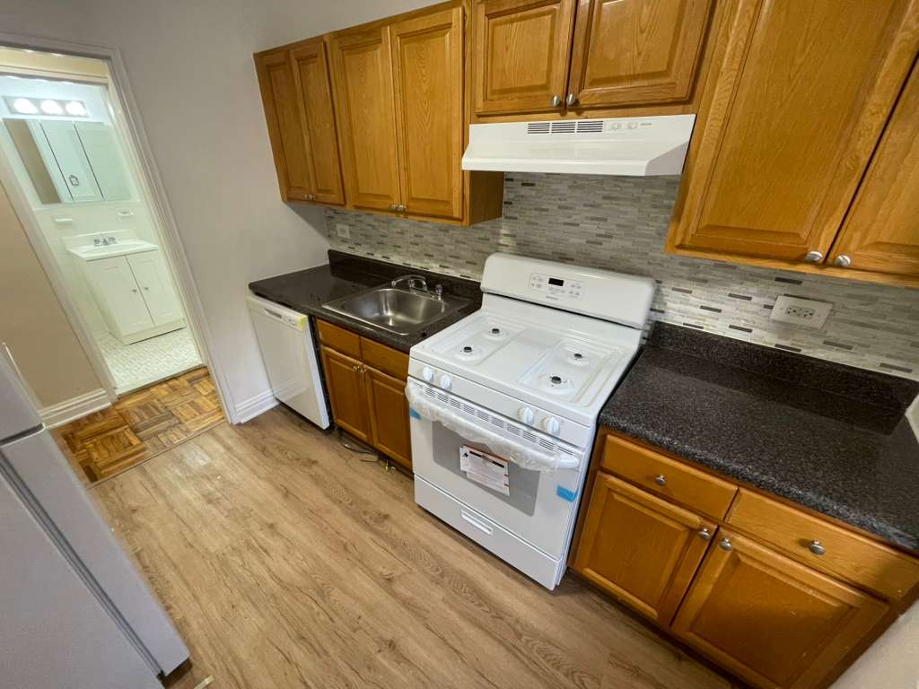 Apartment 67th Avenue  Queens, NY 11375, MLS-RD5522-6