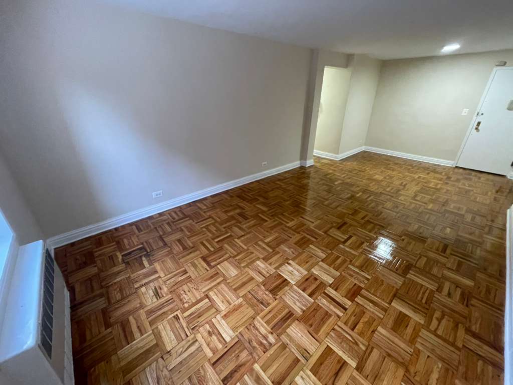 Apartment 67th Avenue  Queens, NY 11375, MLS-RD5522-10