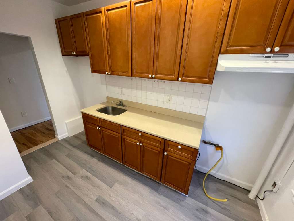 Apartment Sanford Avenue Queens, NY 11358, MLS-RD5523-5