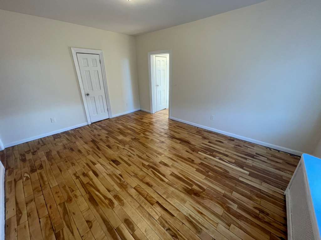 Apartment Sanford Avenue Queens, NY 11358, MLS-RD5523-12