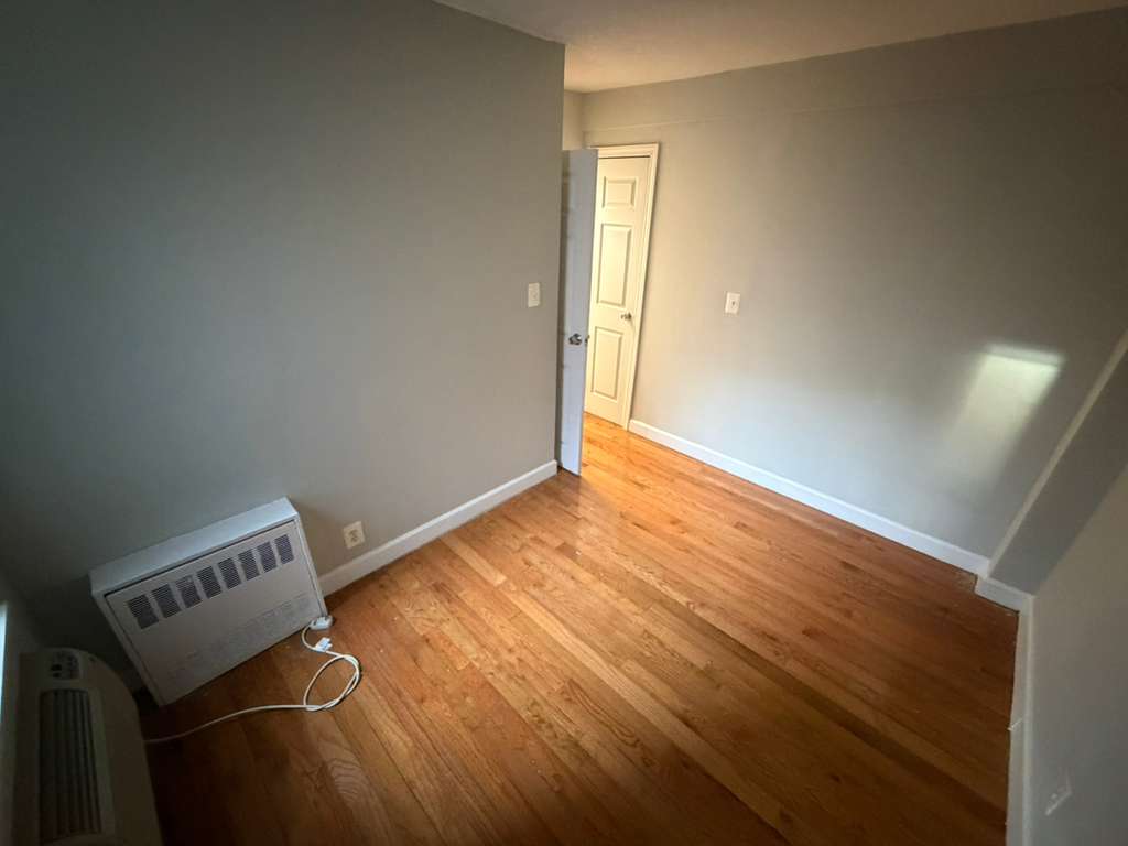Apartment 118th Street  Queens, NY 11415, MLS-RD5541-17
