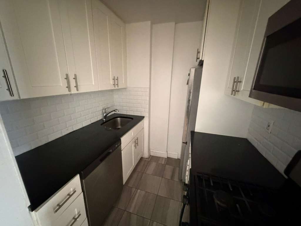 Apartment 98th Place  Queens, NY 11374, MLS-RD5542-4