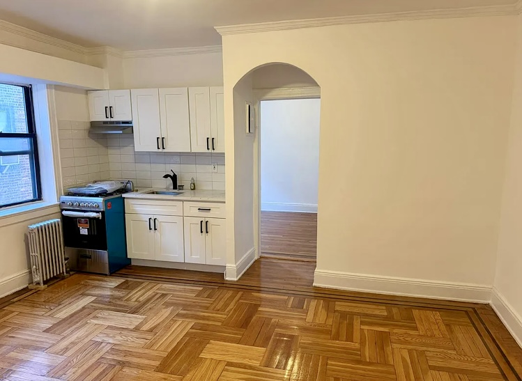  Saunders Street  Queens, NY 11374, MLS-RD5543-2