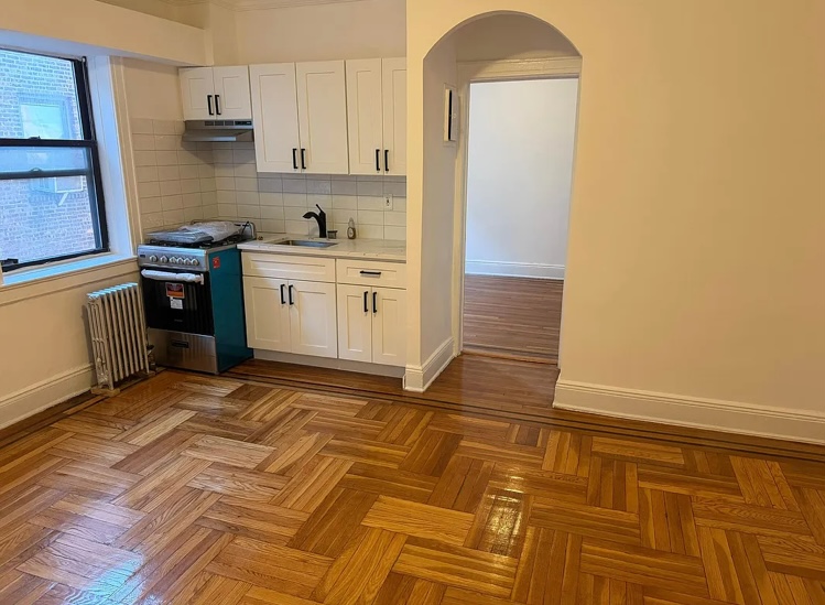  Saunders Street  Queens, NY 11374, MLS-RD5543-4