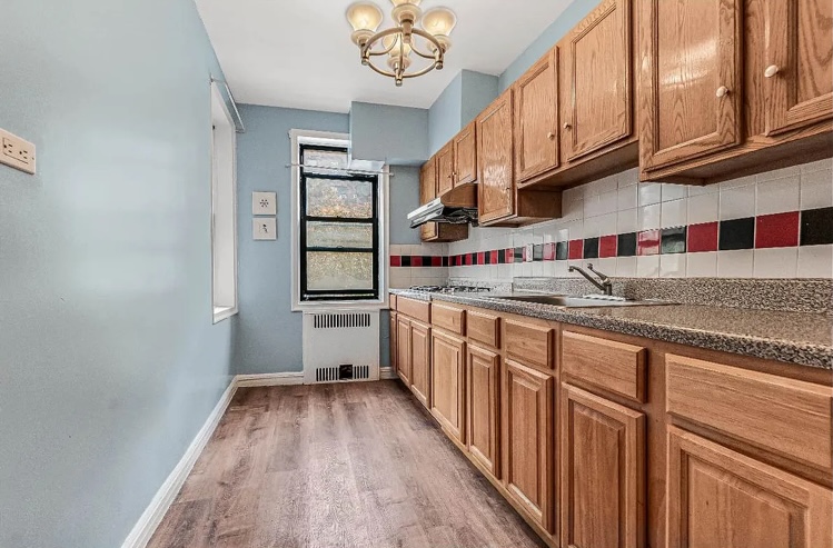  Yellowstone Blvd  Queens, NY 11375, MLS-RD5544-15