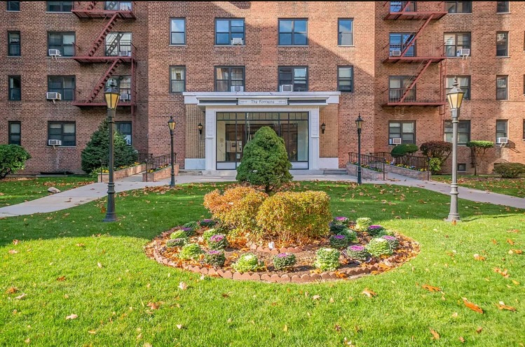  67th Road  Queens, NY 11375, MLS-RD5545-2