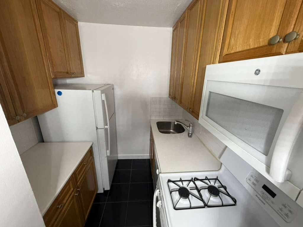 Apartment 118th Street  Queens, NY 11415, MLS-RD5547-4