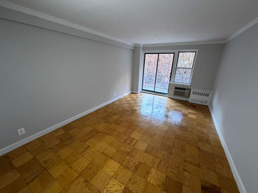 Apartment 118th Street  Queens, NY 11415, MLS-RD5547-8