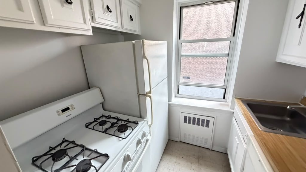 Apartment 118th Street  Queens, NY 11415, MLS-RD5547-3