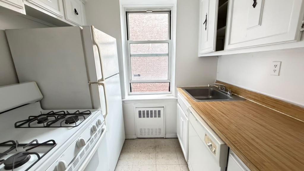 Apartment 118th Street  Queens, NY 11415, MLS-RD5547-4