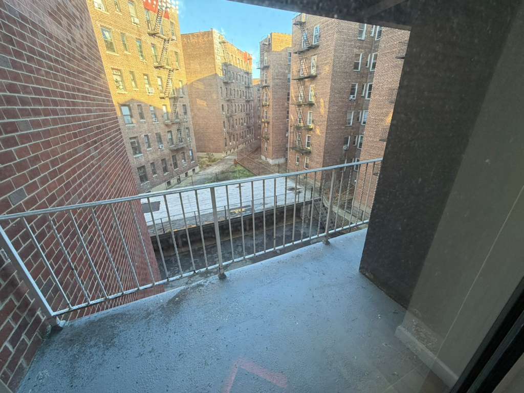 Apartment 118th Street  Queens, NY 11415, MLS-RD5549-16