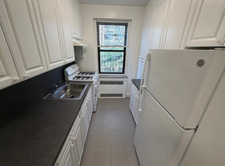 Apartment Wexford Terrace Queens, NY 11432, MLS-RD5550-4