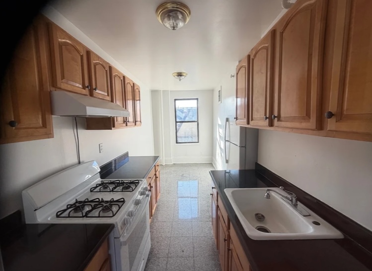 Apartment Union Tpke  Queens, NY 11415, MLS-RD5555-2