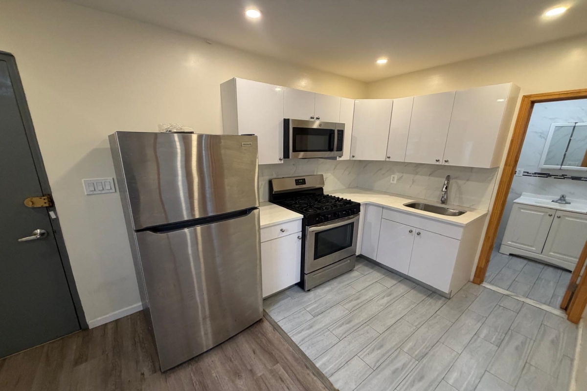  60th Street  Queens, NY 11385, MLS-RD5559-17