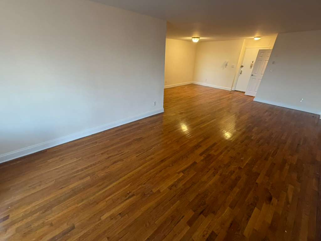 Apartment 150th Street  Queens, NY 11367, MLS-RD5561-5
