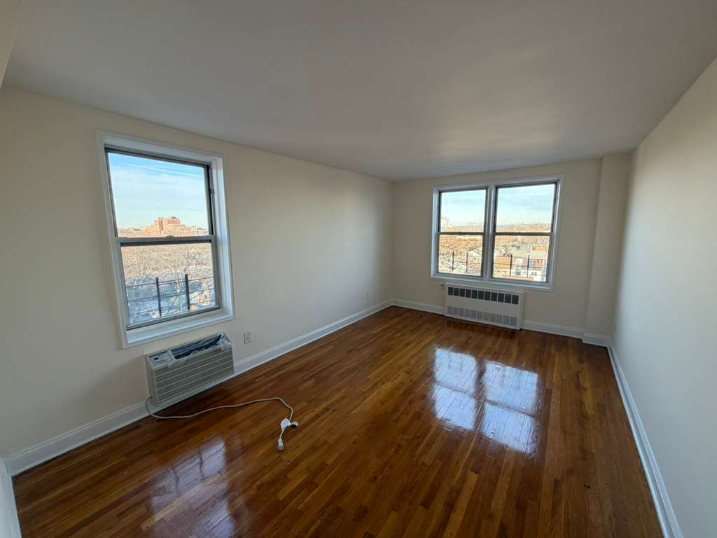 Apartment 150th Street  Queens, NY 11367, MLS-RD5561-12