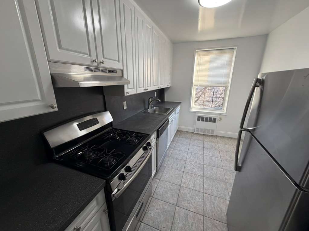 Apartment 150th Street  Queens, NY 11367, MLS-RD5562-3