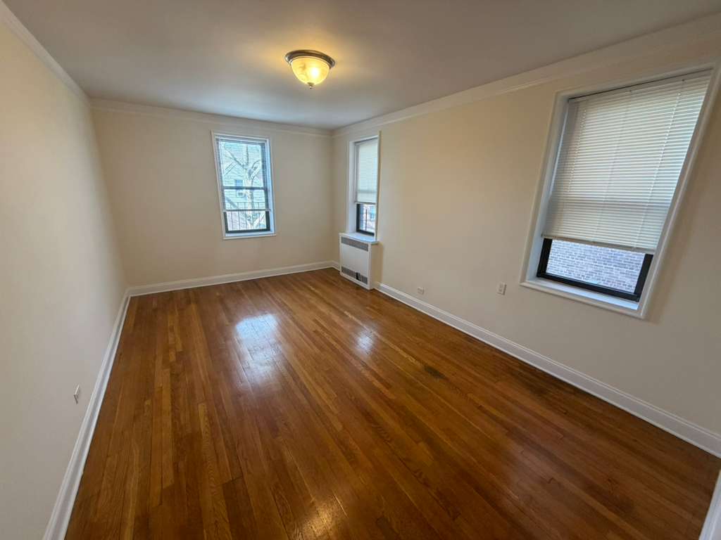 Apartment 167th Street  Queens, NY 11358, MLS-RD5567-18
