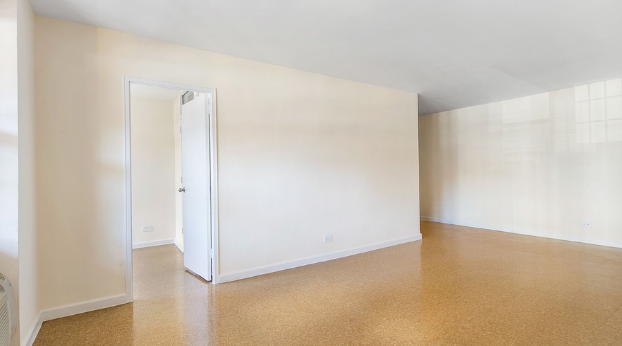 Apartment 57th Avenue  Queens, NY 11368, MLS-RD5570-2