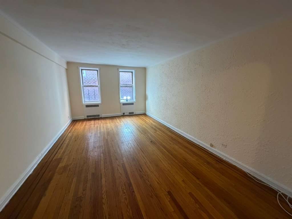 Apartment 118th Street Queens, NY 11415, MLS-RD5573-2