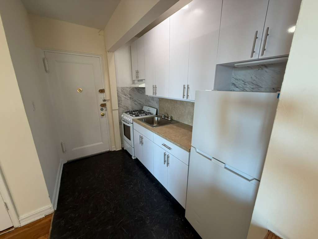 Apartment 118th Street  Queens, NY 11415, MLS-RD5574-5
